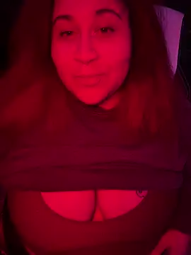 Snapshot of Juicyjordie chatting on November 2025 08:03:01 AM Juicyjordie online show from November 2025 08:03:01 AM