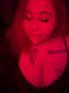 Snapshot of Juicyjordie chatting on November 2025 05:39:01 AM Juicyjordie online show from November 2025 05:39:01 AM