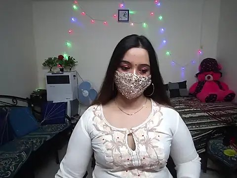 Arushisingh8888 online show from February 2025 08:49:01 AM