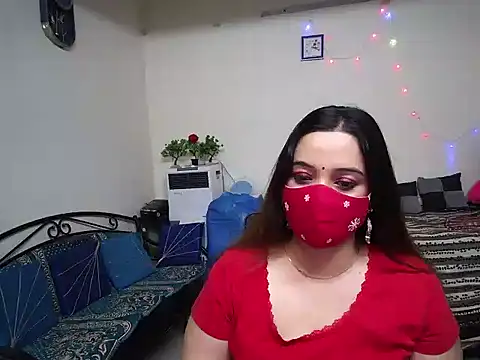 Arushisingh8888 online show from February 2025 09:45:01 AM