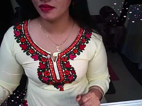 Arushisingh8888 online show from January 2026 11:25:01 AM