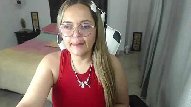 Snapshot of samy_vsn chatting on February 2025 12:06:02 AM samy vsn online show from February 2025 12:06:02 AM