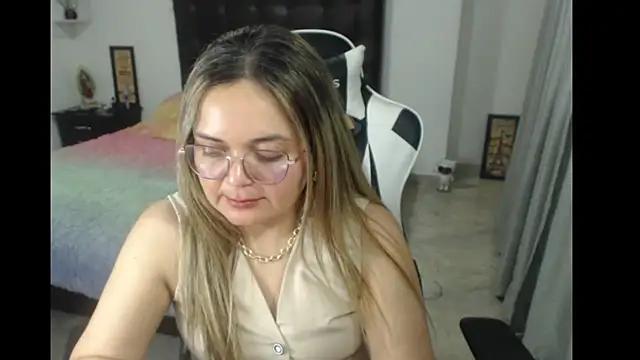 Snapshot of samy_vsn chatting on February 2025 03:02:02 AM samy vsn online show from February 2025 03:02:02 AM