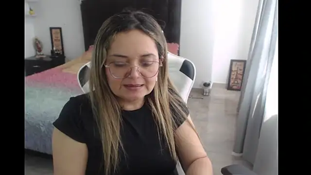 Snapshot of samy_vsn chatting on March 2025 07:23:01 PM samy vsn online show from March 2025 07:23:01 PM