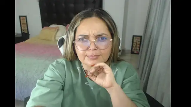 Snapshot of samy_vsn chatting on March 2025 03:40:01 AM samy vsn online show from March 2025 03:40:01 AM