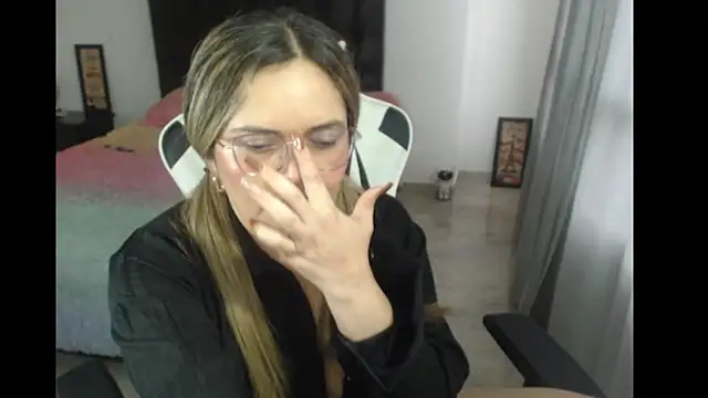 Snapshot of samy_vsn chatting on March 2025 08:37:02 PM samy vsn online show from March 2025 08:37:02 PM