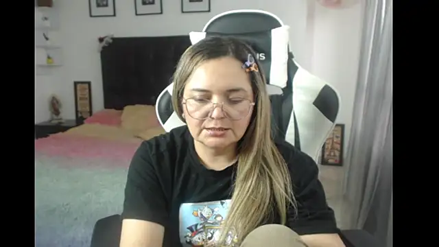 Snapshot of samy_vsn chatting on March 2025 09:15:02 PM samy vsn online show from March 2025 09:15:02 PM