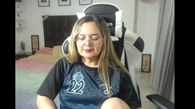 Snapshot of samy_vsn chatting on March 2025 12:20:02 AM samy vsn online show from March 2025 12:20:02 AM