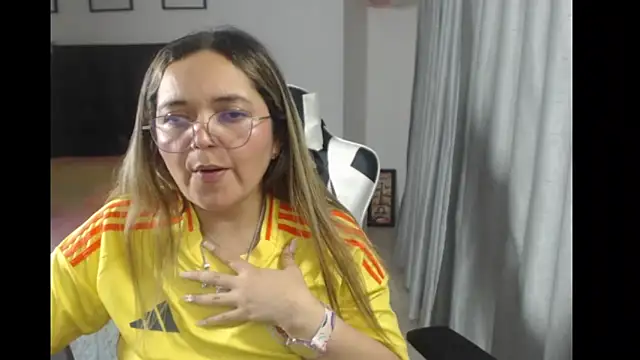 Snapshot of samy_vsn chatting on March 2025 03:01:02 AM samy vsn online show from March 2025 03:01:02 AM