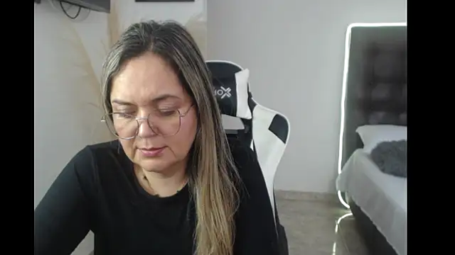 Snapshot of samy_vsn chatting on October 2025 04:48:02 PM samy vsn online show from October 2025 04:48:02 PM