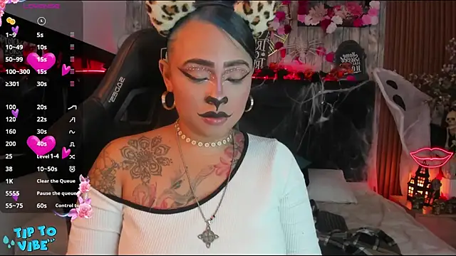 Neko Misaki online show from October 2025 12:02:02 PM