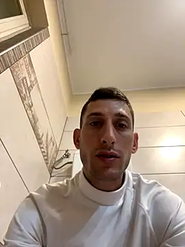 Gionnytav online show from November 2025 04:35:01 AM