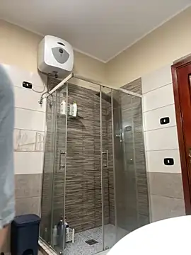 Gionnytav online show from November 2025 03:57:02 PM