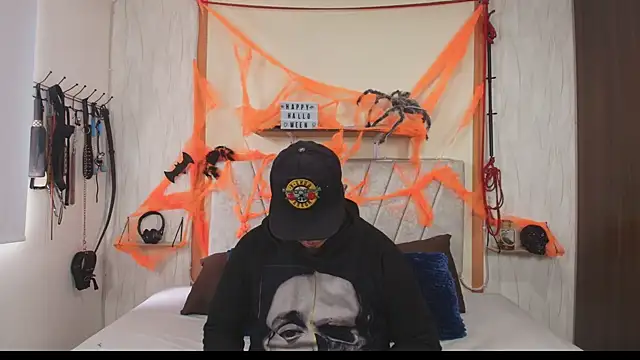 Snapshot of Liana_Asaff chatting on October 2025 06:08:02 PM Liana Asaff online show from October 2025 06:08:02 PM