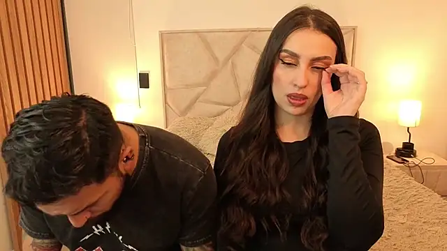 Snapshot of teseo_and_afroditha_ chatting on November 2025 04:02:02 AM teseo and afroditha online show from November 2025 04:02:02 AM