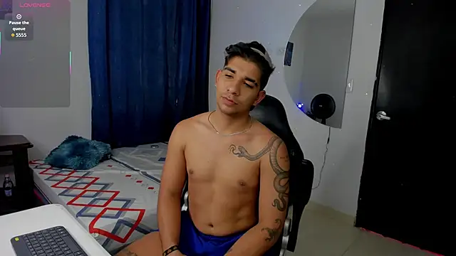 Snapshot of valentino_santoss chatting on October 2025 02:36:01 PM valentino santoss online show from October 2025 02:36:01 PM