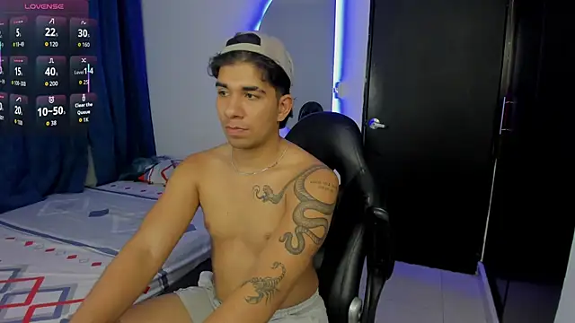 Snapshot of valentino_santoss chatting on October 2025 02:53:01 AM valentino santoss online show from October 2025 02:53:01 AM