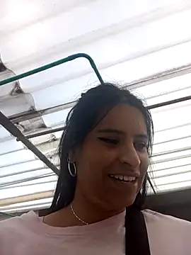 Snapshot of _elektrah chatting on September 2025 09:06:02 PM elektrah online show from September 2025 09:06:02 PM