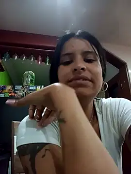 Snapshot of _elektrah chatting on September 2025 11:32:02 PM elektrah online show from September 2025 11:32:02 PM