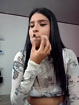 Snapshot of _elektrah chatting on October 2025 09:24:01 PM elektrah online show from October 2025 09:24:01 PM