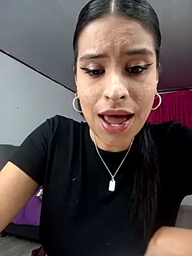 Snapshot of _elektrah chatting on November 2025 12:44:01 AM elektrah online show from November 2025 12:44:01 AM