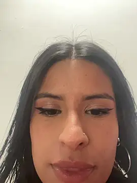 Snapshot of _elektrah chatting on February 2026 02:15:02 PM elektrah online show from February 2026 02:15:02 PM