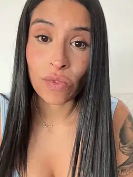 Snapshot of _elektrah chatting on February 2026 09:59:02 PM elektrah online show from February 2026 09:59:02 PM