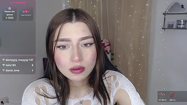 mily thomson b  online show from January 2025 09:57:01 PM