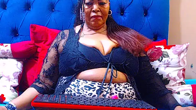 ebonycandy10 online show from October 2025 06:19:01 AM
