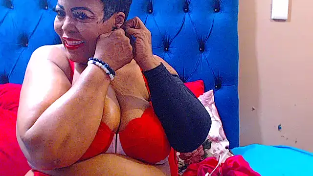 ebonycandy10 online show from November 2025 05:07:01 AM