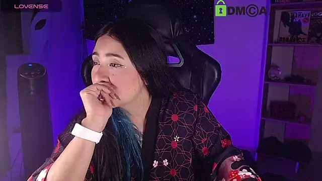 sweetcoralinee online show from March 2026 04:56:01 AM