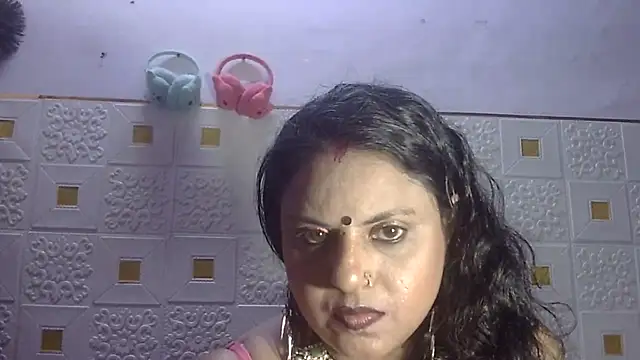 Sexy komolika online show from January 2025 05:56:01 PM