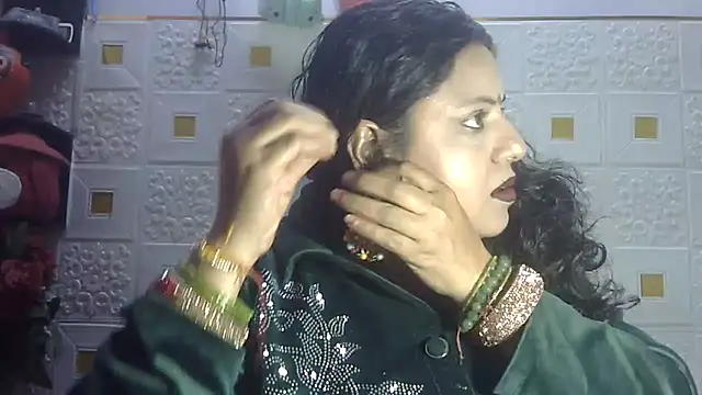 Sexy komolika online show from January 2025 03:11:01 PM