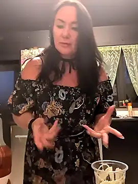 Snapshot of KinkyLittleWitch chatting on July 2026 10:03:01 PM KinkyLittleWitch online show from July 2026 10:03:01 PM
