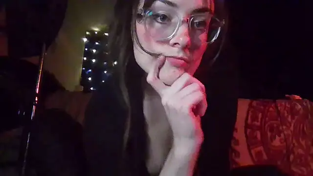 EyaDivine1 online show from November 2025 03:43:02 AM