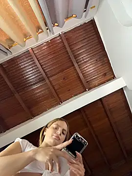 emiss  online show from April 2026 04:34:02 PM