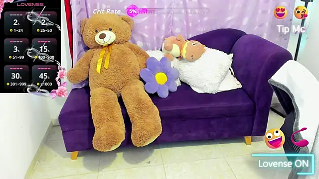 Snapshot of cynthia_watson chatting on September 2025 02:00:01 PM cynthia watson online show from September 2025 02:00:01 PM