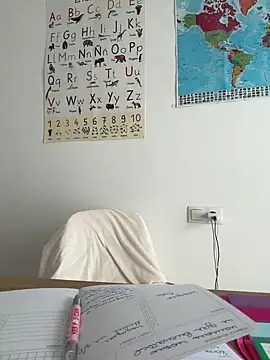 streetdoll online show from February 2025 10:07:02 AM