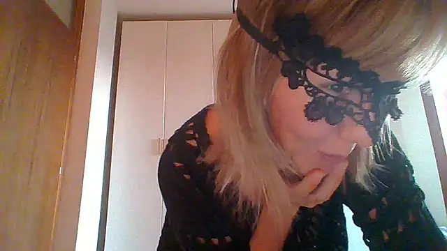 Snapshot of marvelline741 chatting on September 2025 04:34:02 PM marvelline741 online show from September 2025 04:34:02 PM