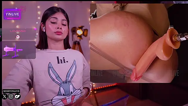 Yinlive online show from December 2024 01:26:01 AM