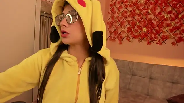 Sweet Candies online show from February 2025 03:42:01 AM