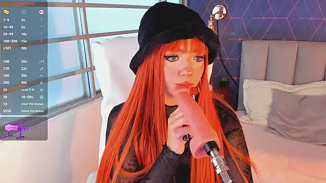Snapshot of Kloe_Raize chatting on January 2025 10:23:01 PM Kloe Raize online show from January 2025 10:23:01 PM