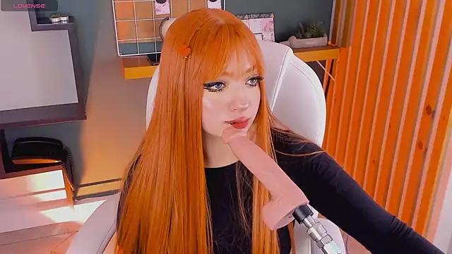 Snapshot of Kloe_Raize chatting on February 2025 10:31:01 PM Kloe Raize online show from February 2025 10:31:01 PM