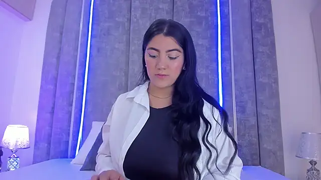 Snapshot of PaulinaDuarte chatting on December 2024 07:32:02 PM PaulinaDuarte online show from December 2024 07:32:02 PM