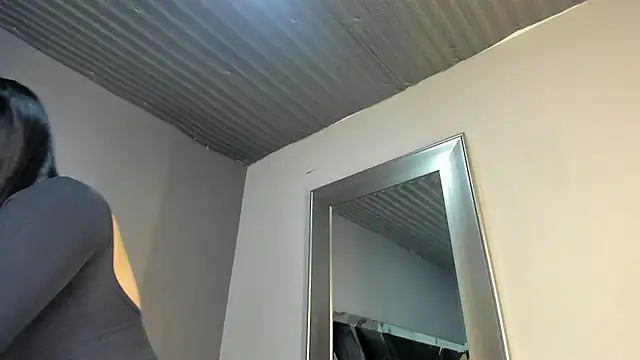 Snapshot of PaulinaDuarte chatting on April 2026 12:41:02 PM PaulinaDuarte online show from April 2026 12:41:02 PM