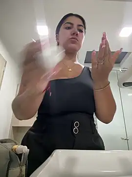 Snapshot of PaulinaDuarte chatting on May 2026 11:26:02 AM PaulinaDuarte online show from May 2026 11:26:02 AM