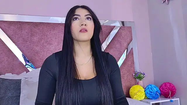 Snapshot of PaulinaDuarte chatting on June 2026 12:10:01 PM PaulinaDuarte online show from June 2026 12:10:01 PM