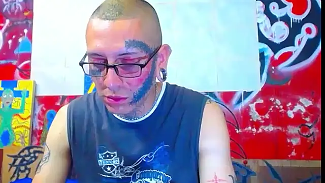 deivid estrada online show from November 2025 03:58:02 PM