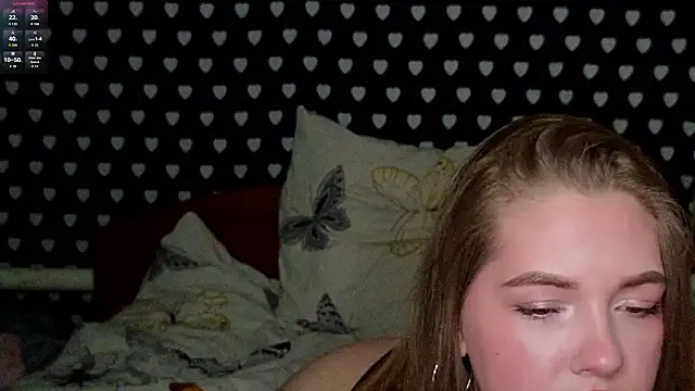 Snapshot of Grace_Fantasy chatting on February 2026 12:04:01 AM Grace Fantasy online show from February 2026 12:04:01 AM