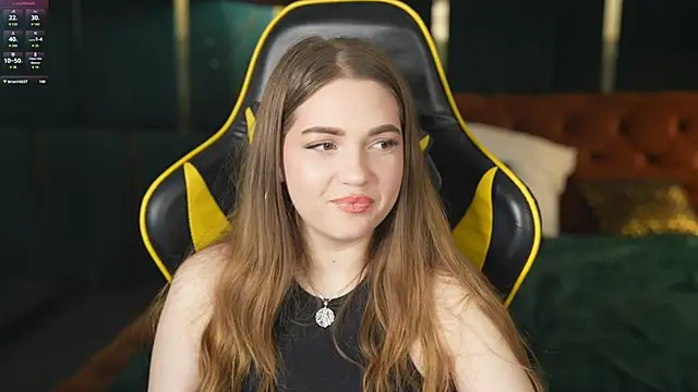 Snapshot of Grace_Fantasy chatting on February 2026 11:06:01 PM Grace Fantasy online show from February 2026 11:06:01 PM